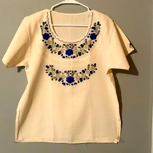 🔥🔥NWOT Handmade Mexican Top
